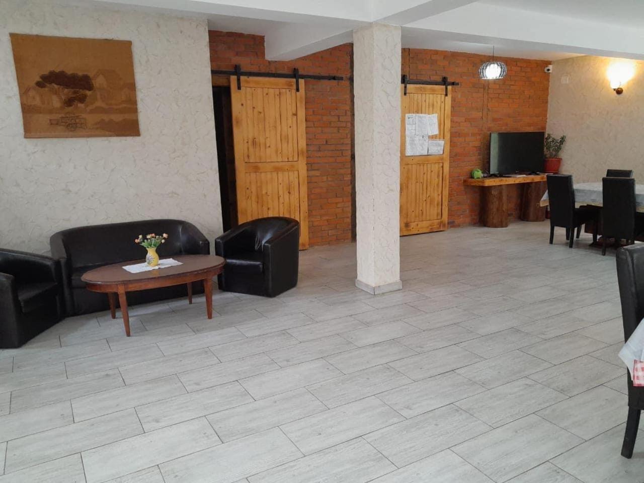 Casa Maria Moieciu C 호텔 모시유드서스 외부 사진